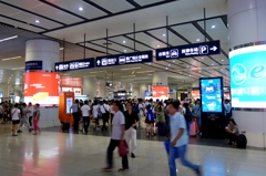 中国の旅　北京南駅コンコース