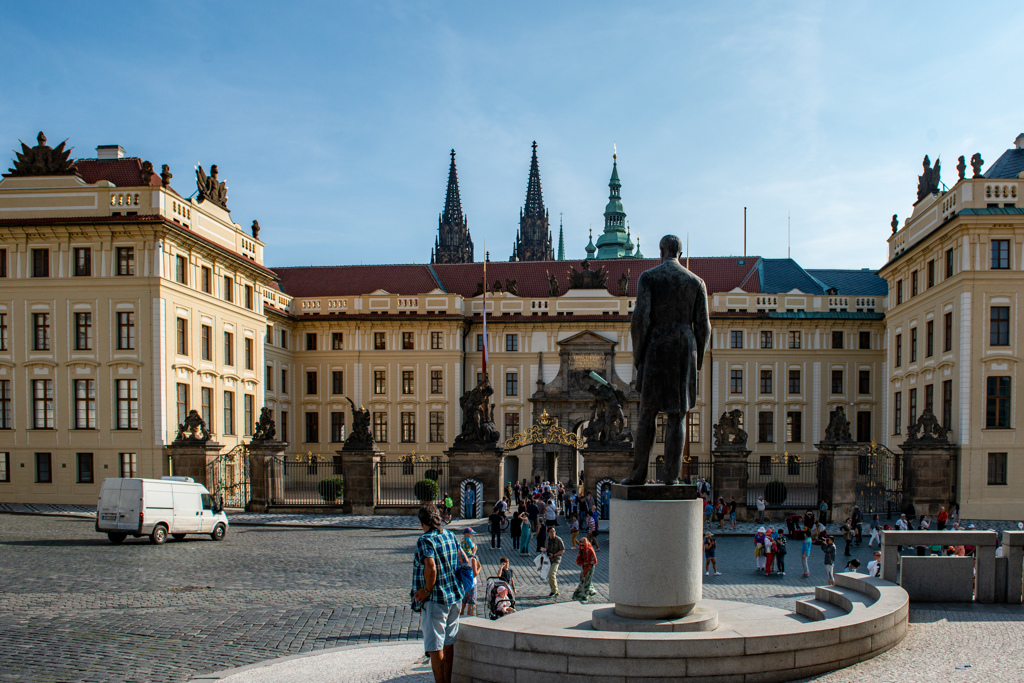 プラハ城 Pražský hrad 正面