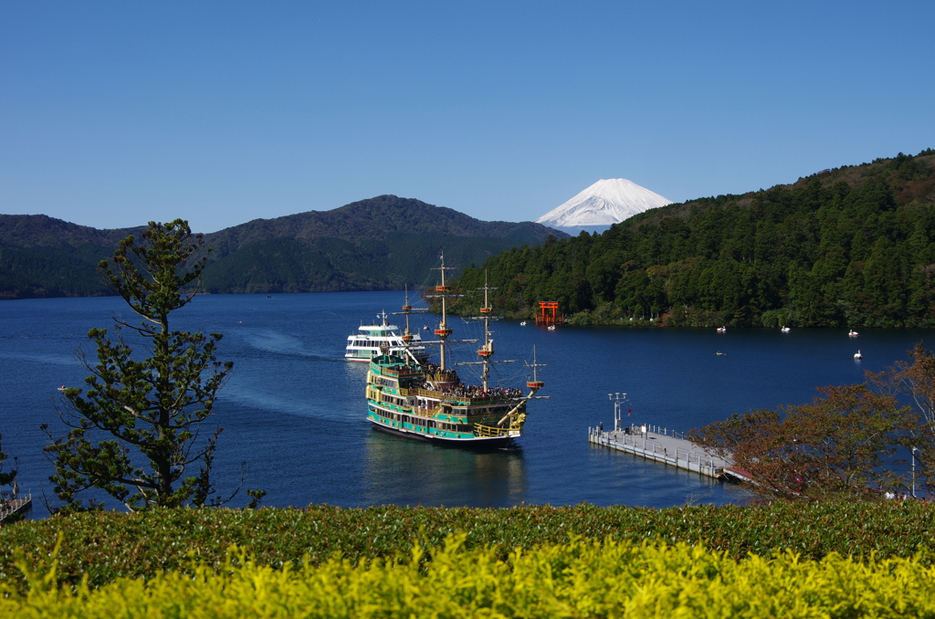 芦ノ湖 海賊船