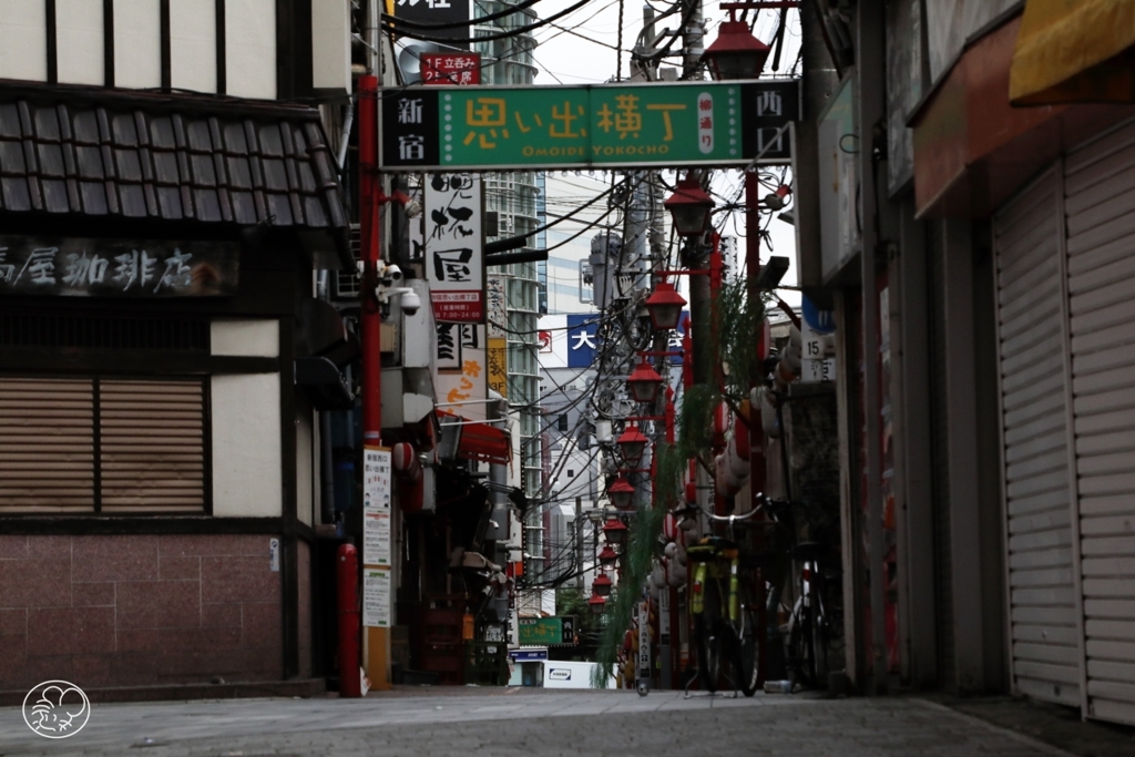 新宿午前６時　４