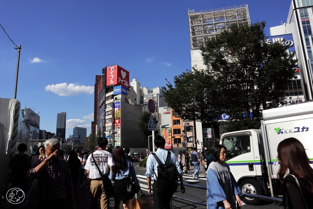 新宿駅前