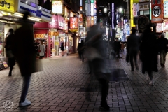 新宿、宵の口　１