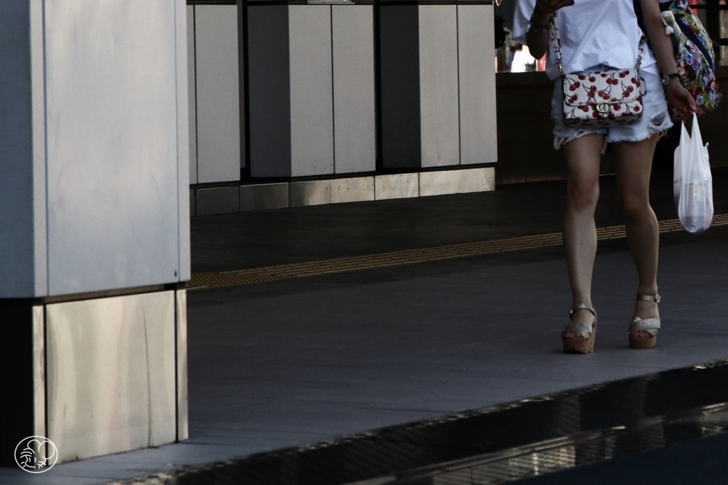 新宿午前６時　１８
