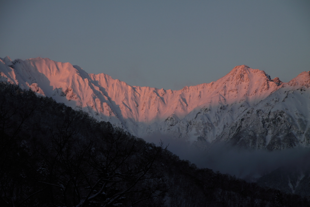 夕闇を前に