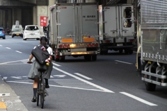自転車は車道を走るものです