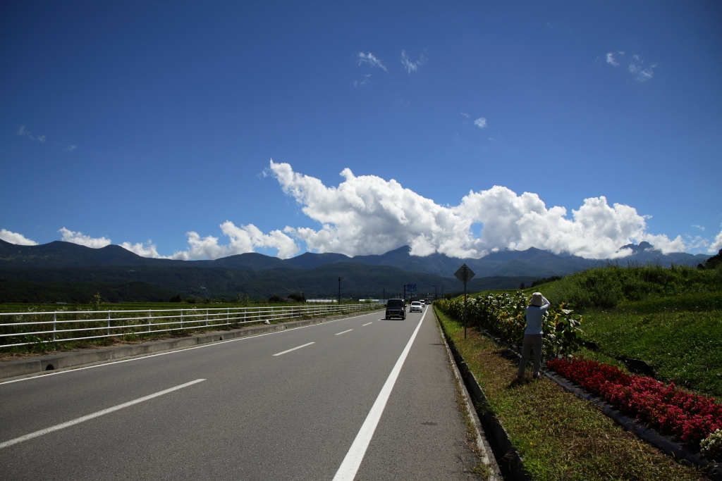 八ヶ岳に向かって