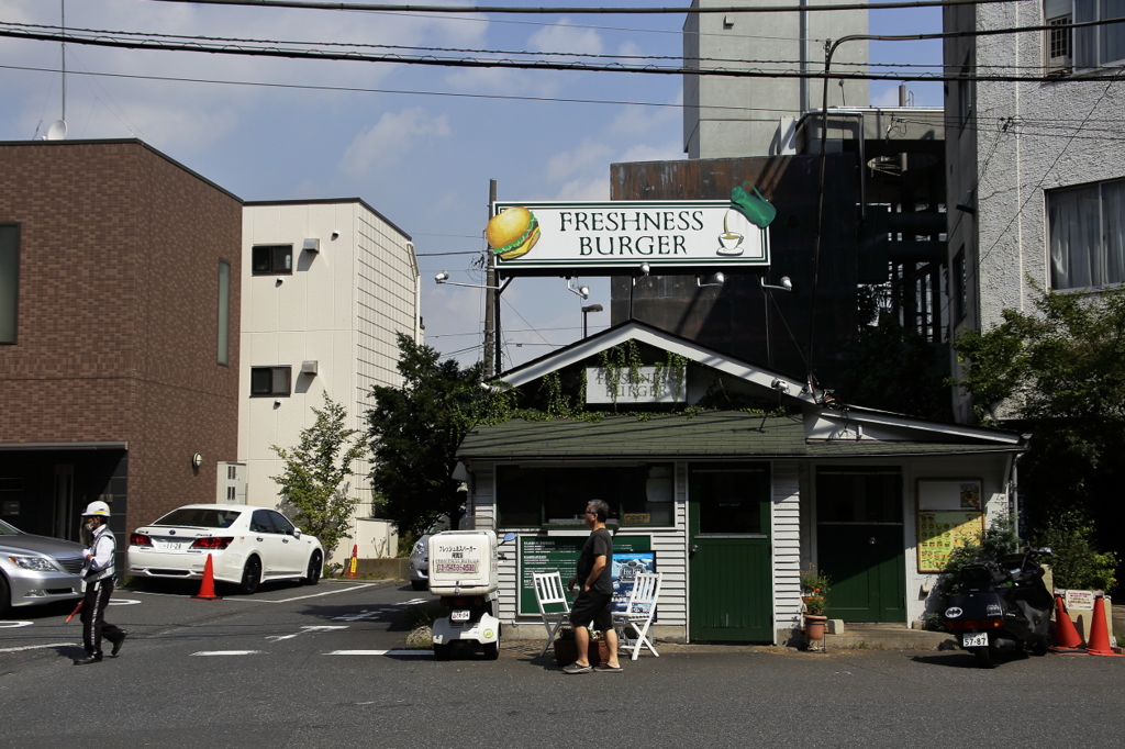 街角のバーガー屋さん