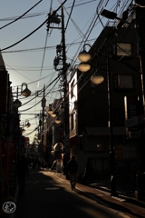 影深まる時刻