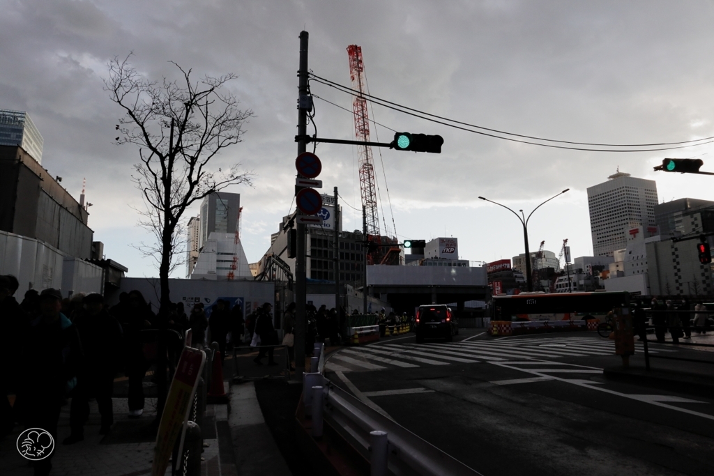 新宿駅前　６