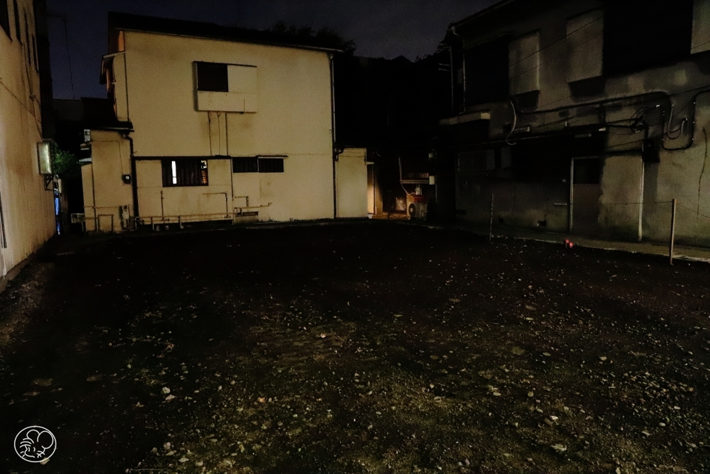 更地の夜