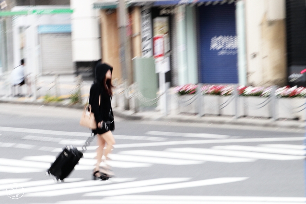 新宿アルタ前