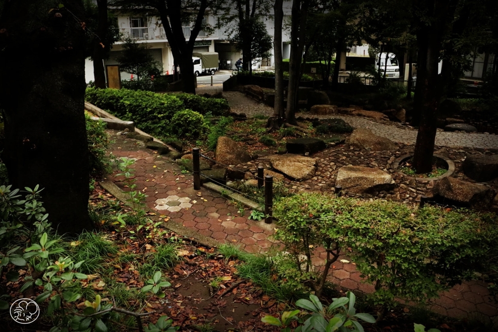 誰もいない公園 －２
