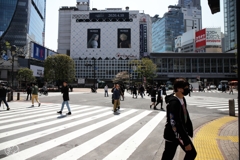 そして街は  －１１