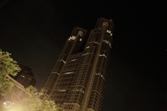 夜の塔