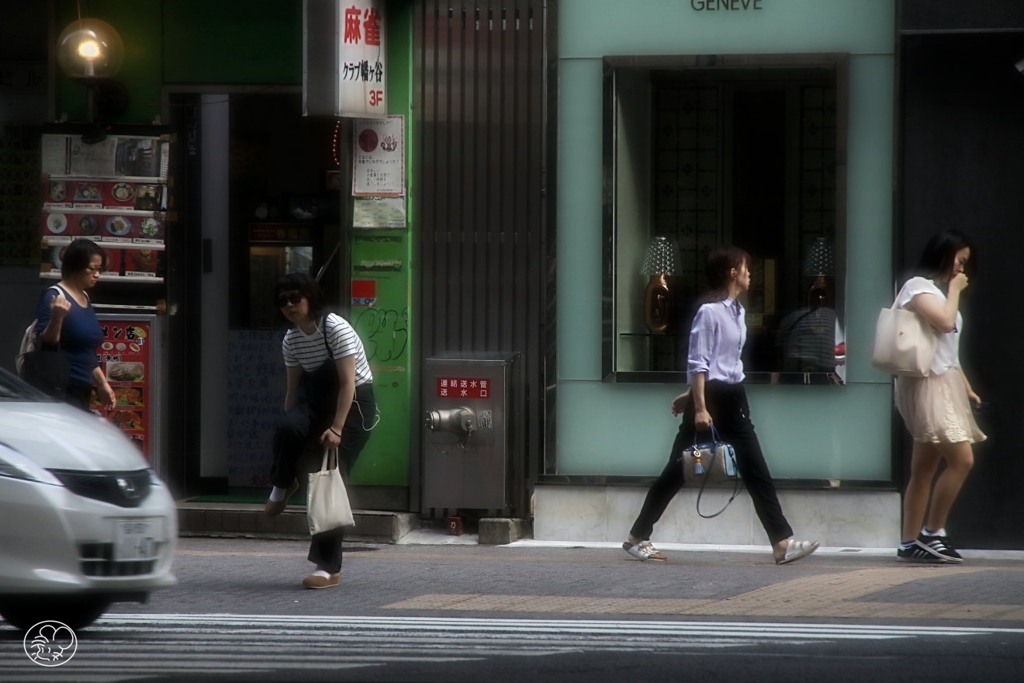 駅前横断歩道