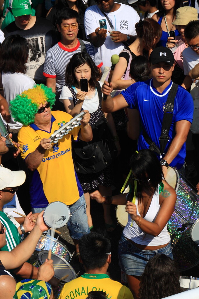 陽気な夏のフェスティバル　２