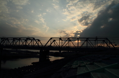 夕日がきれいな街の橋