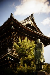仏像と塔