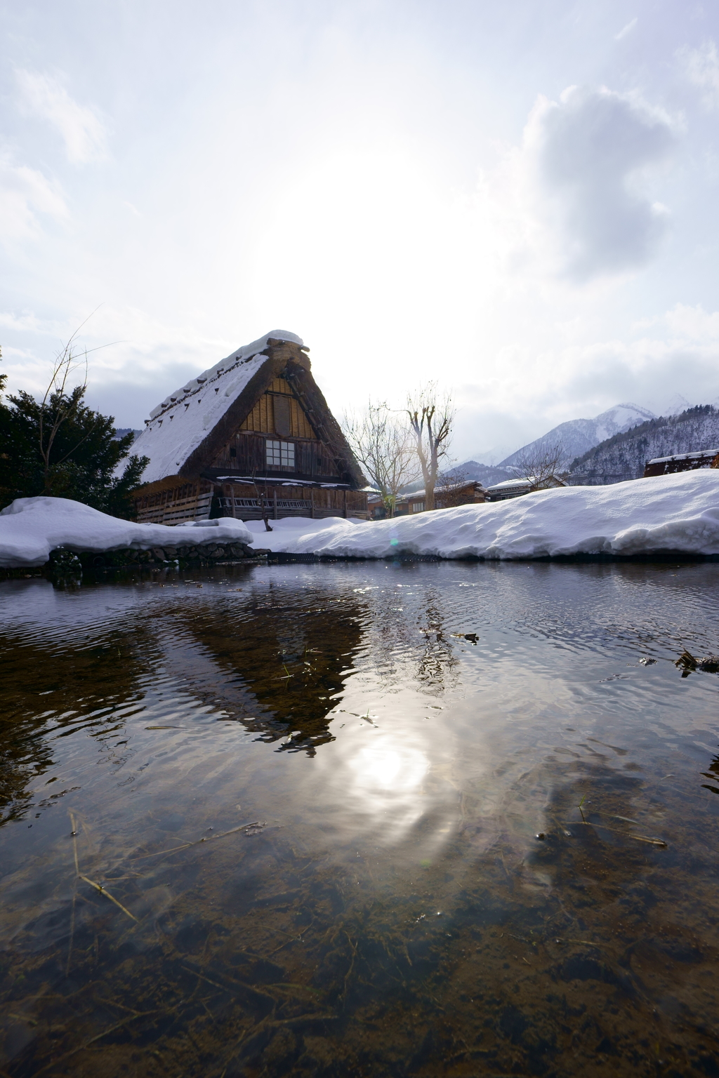 雪景色の白川郷