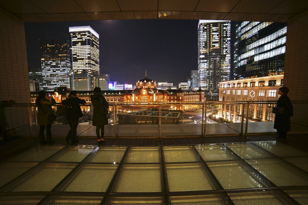 丸ビルから見る東京駅