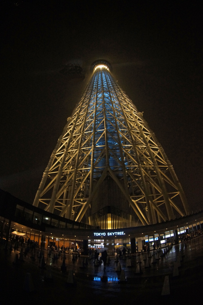 From　the　foot　of　Tokyo　Sky　Tree