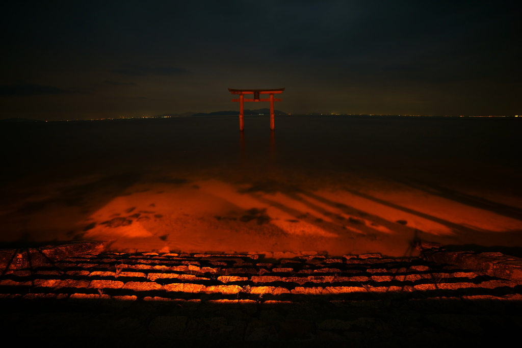 夜明けを待つ