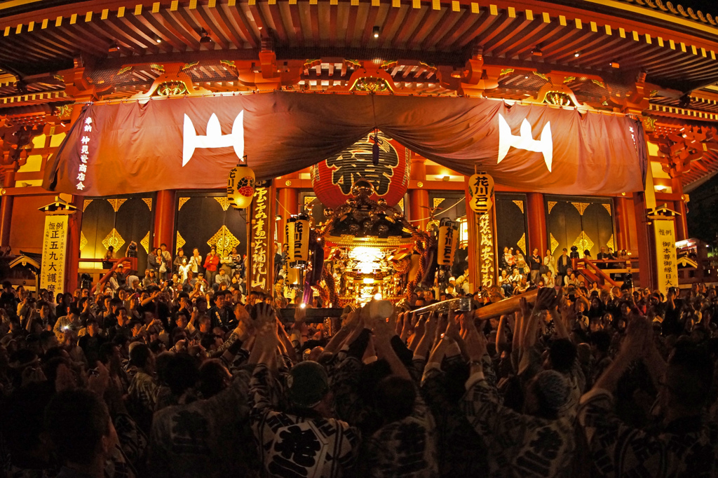 本堂に到着～三社祭の夜