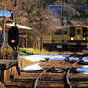 雪の残るいすみ鉄道