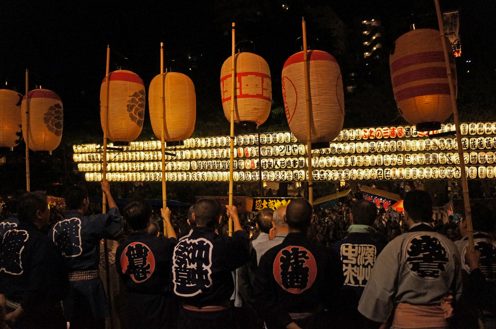 祭り半纏の男たち