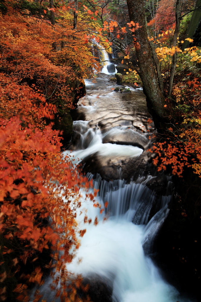Fall overflowing