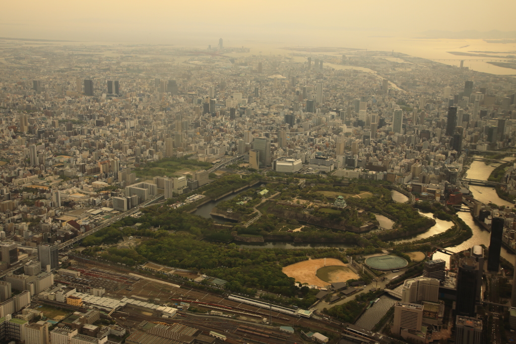 大阪城が見えてきました、もう到着です