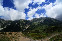 立山に雲湧く