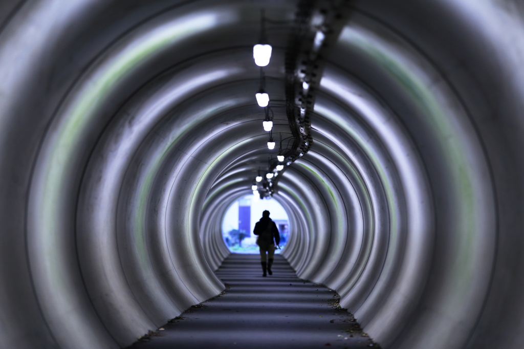 Loop to another world