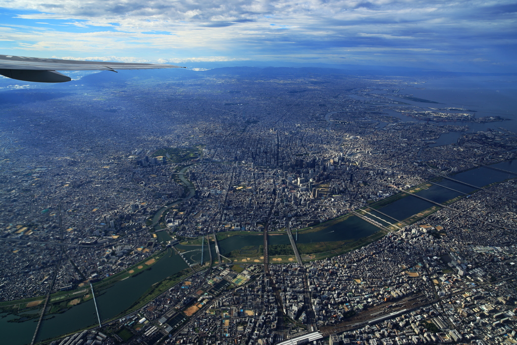Big city Osaka～雲間から光差す