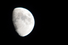 ＭＯＯＮ