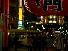 1月の夜 雷門で