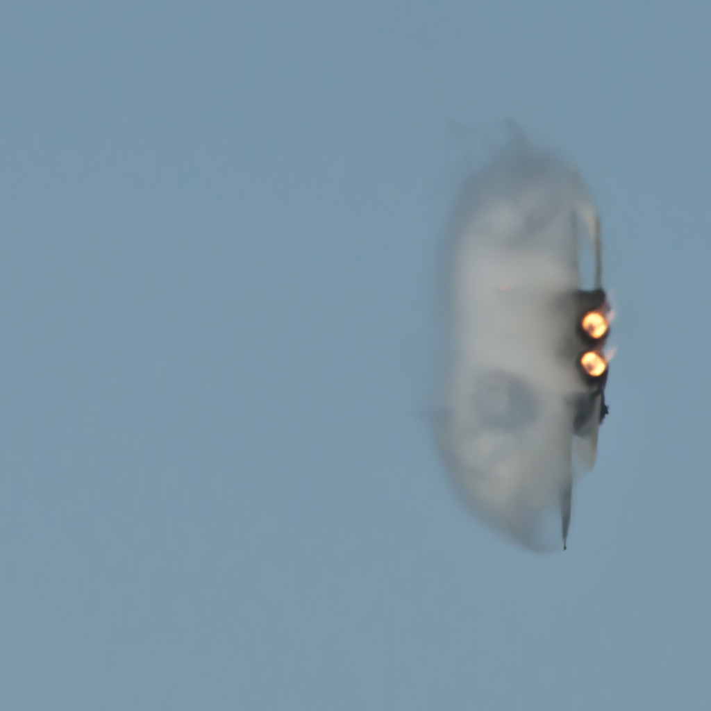 F15