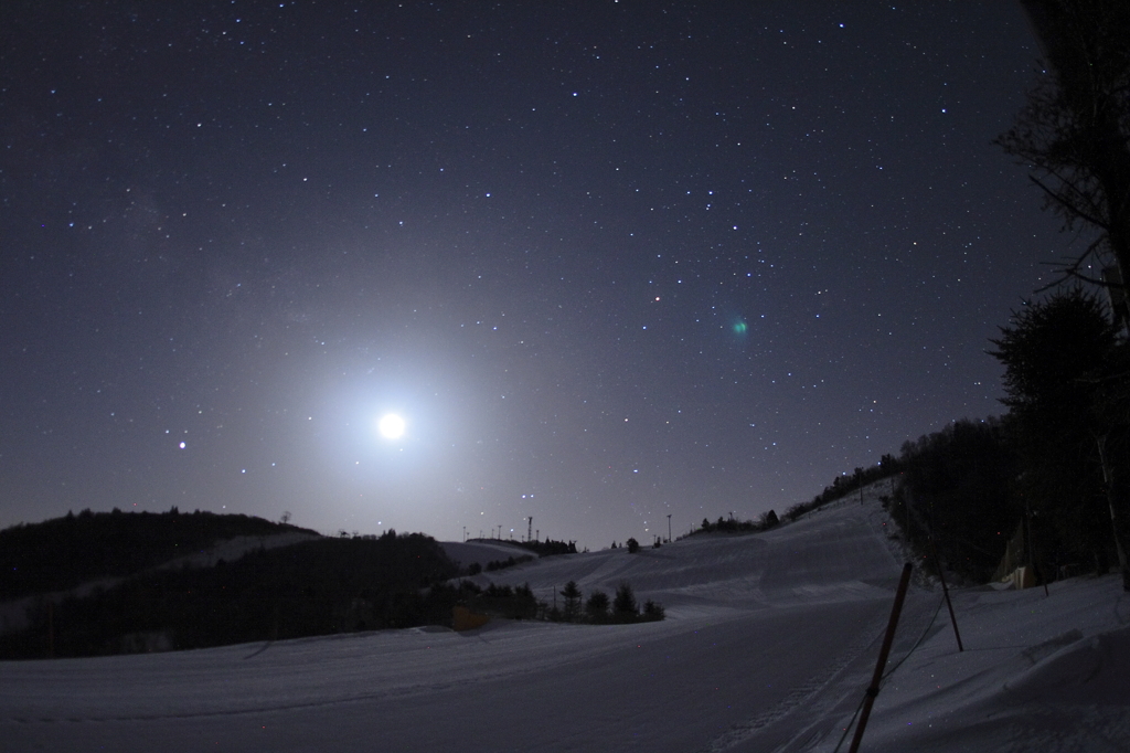 夜のスキー場