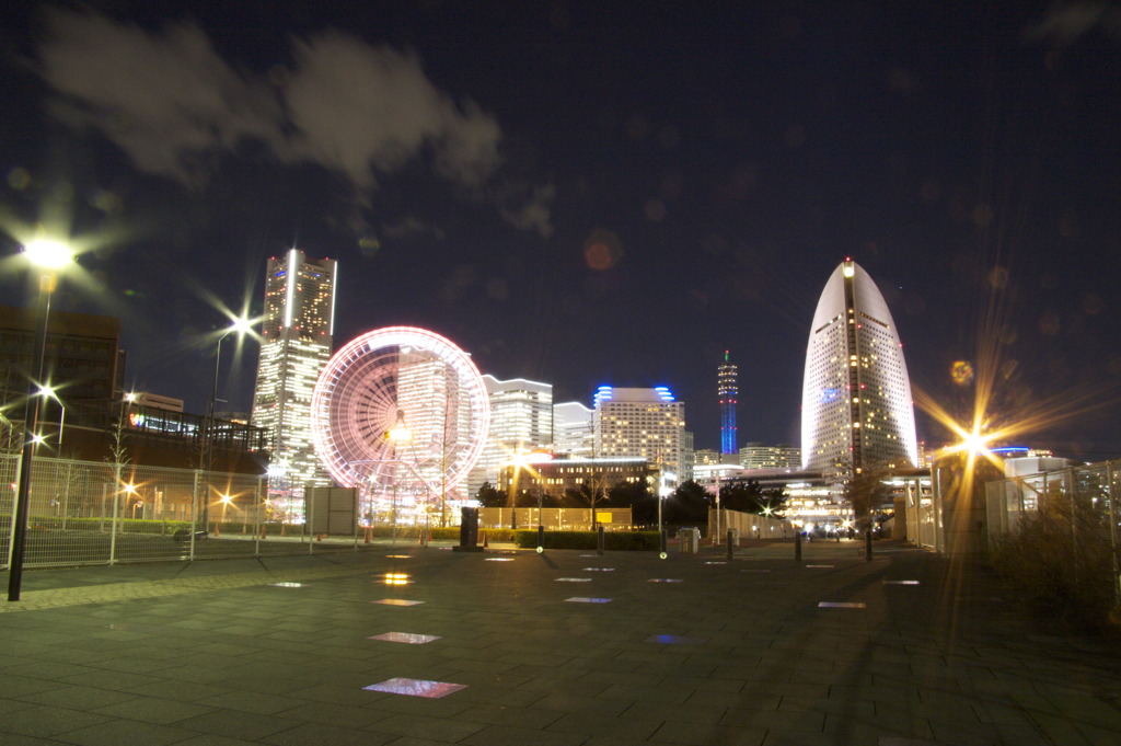 横浜