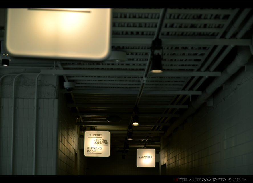 HOTEL ANTEROOM