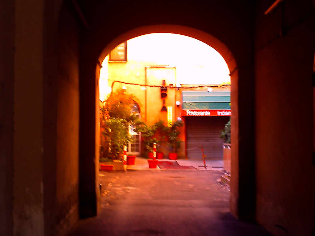 トンネル
