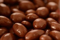 アーモンドチョコたち