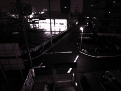 濡れたアスファルト