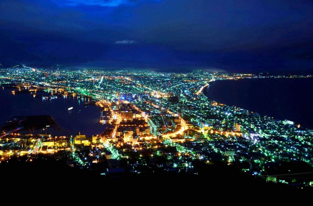 函館　夜明け前