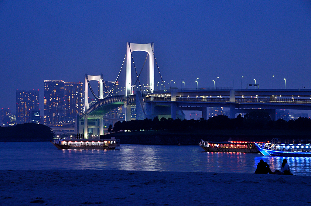 マッジクアワーの海浜公園