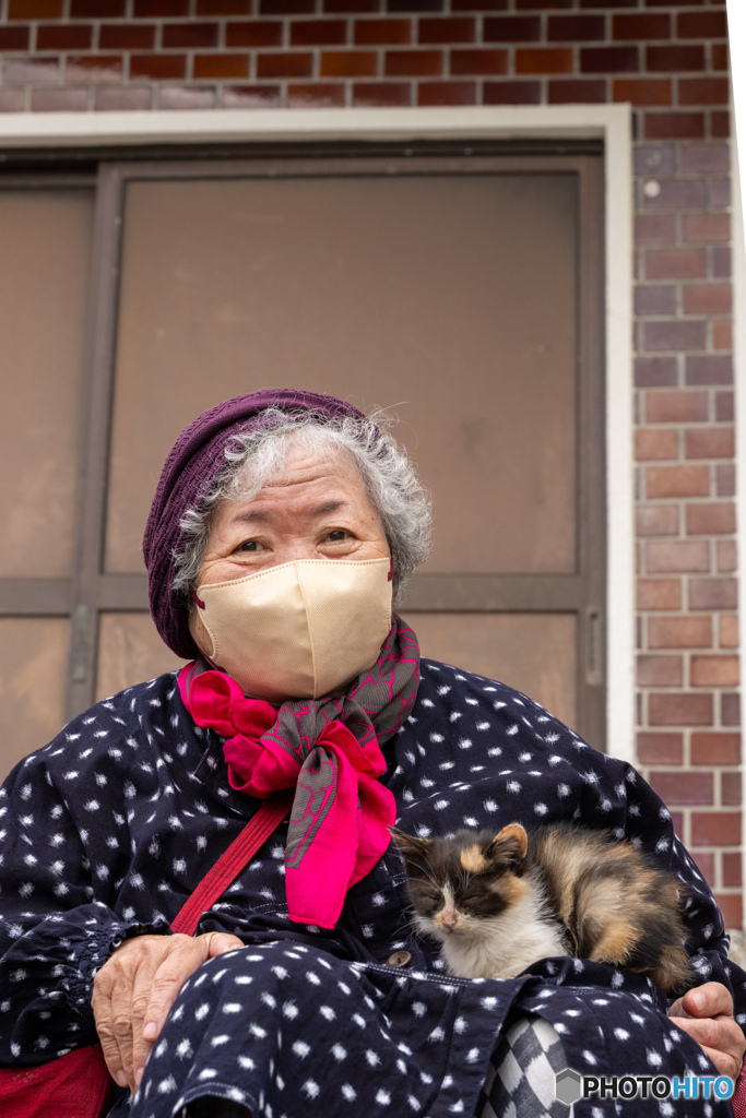 うちのばばあとおチビのミーさん（1