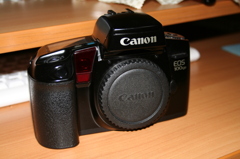 引っ張り出した EOS100QD