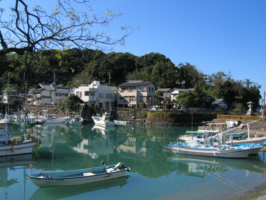 小さな漁港