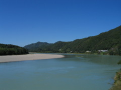 秋分の日の仁淀川