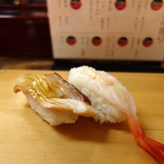 函館自由市場内の寿司屋さん1